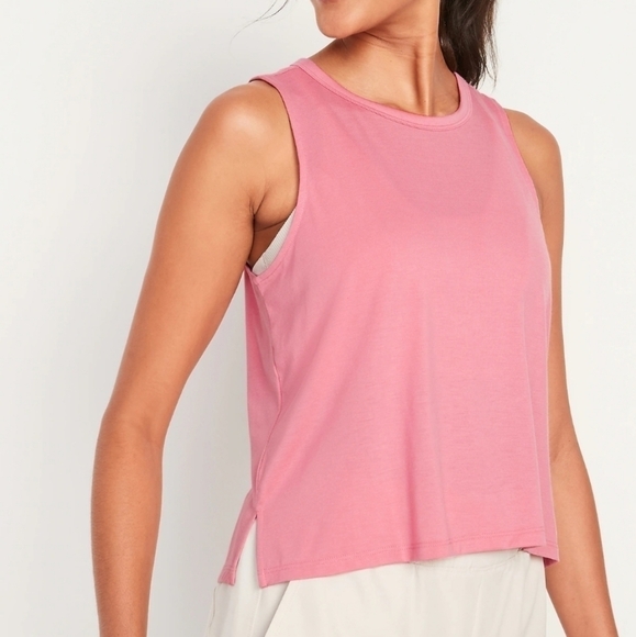 Old Navy Active Pink UltraLite Crop Tank Top 3X - Picture 2 of 11
